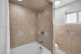 313 SE 6th St, Dania Beach, FL 33004 - Photo 25