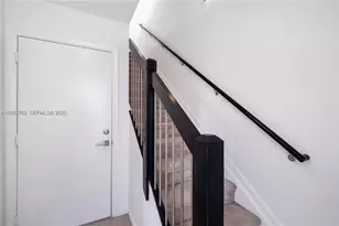 113 NE 6, Fort Lauderdale, FL 33304 - Photo 23