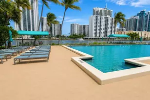 800 Parkview Dr, Hallandale Beach, FL 33009 - Photo 27