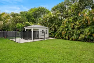 8535 SW 100th Ave, Miami, FL 33173 - Photo 35