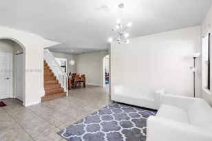 8894 W 34th Ave, Hialeah, FL 33018 - Photo 17