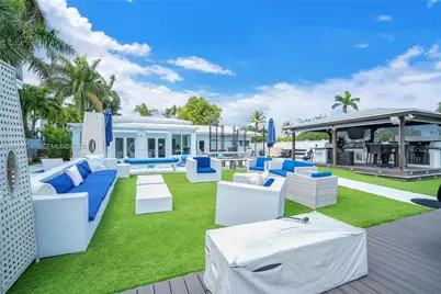 1100 NE 84th St, Miami, FL 33138 - Photo 17