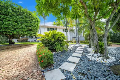 1100 NE 84th St, Miami, FL 33138 - Photo 25