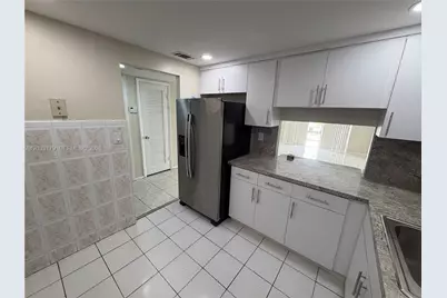 16740 NE 9th Ave #303, North Miami Beach, FL 33162 - Photo 3
