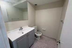 16740 NE 9th Ave, North Miami Beach, FL 33162 - Photo 5