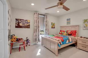 7700 NW 84th Ln, Tamarac, FL 33321 - Photo 17