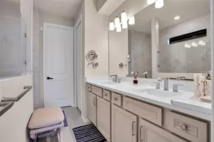 7700 NW 84th Ln, Tamarac, FL 33321 - Photo 19