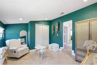 7151 SW 14th St, Pembroke Pines, FL 33023 - Photo 17