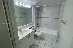 2475 NW 16th St Rd, Miami, FL 33125 - Photo 11