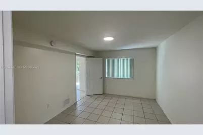 2475 NW 16th St Rd #309, Miami, FL 33125 - Photo 13