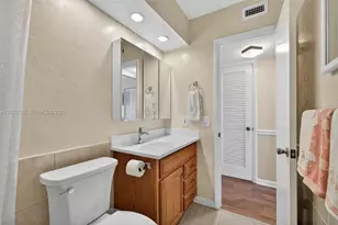 112 Doolen Ct, North Palm Beach, FL 33408 - Photo 17