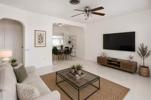 1722 Wiley St, Hollywood, FL 33020 - Photo 1
