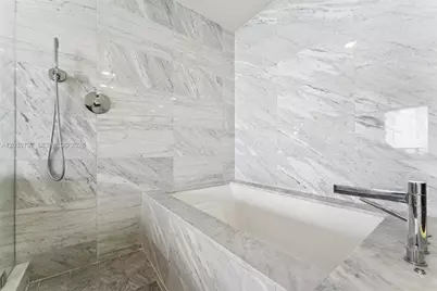 3131 NE 7th Ave #4204, Miami, FL 33137 - Photo 29