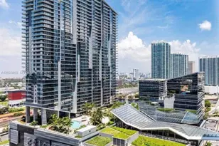 88 SW 7th St, Miami, FL 33130 - Photo 1