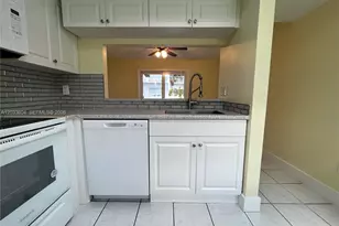 20759 SW 83rd Ave, Cutler Bay, FL 33189 - Photo 3