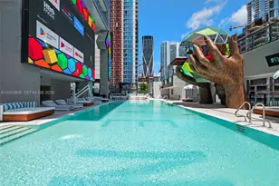 20 NE 11th St, Miami, FL 33132 - Photo 9