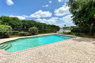 2694 Oakmont, Weston, FL 33332 - Photo 17