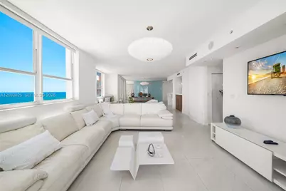 90 Alton Rd #PH3209, Miami Beach, FL 33139 - Photo 13