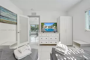 218 SE 4th St, Dania Beach, FL 33004 - Photo 9