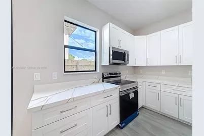 410 NW 41st St #410, Oakland Park, FL 33309 - Photo 13
