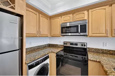 151 NE 16th Ave #174, Fort Lauderdale, FL 33301 - Photo 9