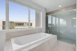 10250 NW 75th Terrace, Doral, FL 33178 - Photo 17