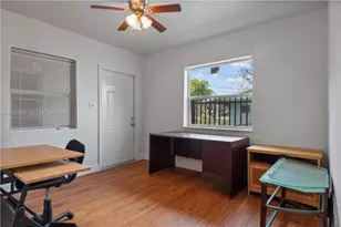 2247 Simms St, Hollywood, FL 33020 - Photo 9