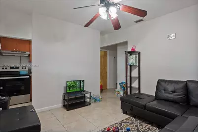 2247 Simms St, Hollywood, FL 33020 - Photo 7