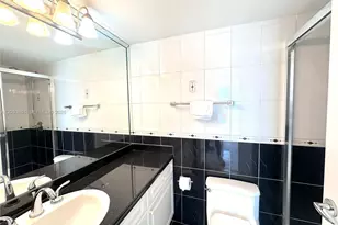 5900 Collins Ave, Miami Beach, FL 33140 - Photo 7