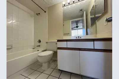 4015 W McNab Rd #D212, Pompano Beach, FL 33069 - Photo 17