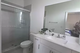 21124 NE 8th Ave, Miami, FL 33179 - Photo 19