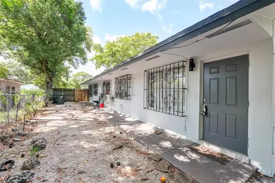 1821 SW 11th Ct #Rear, Fort Lauderdale, FL 33312 - Photo 13
