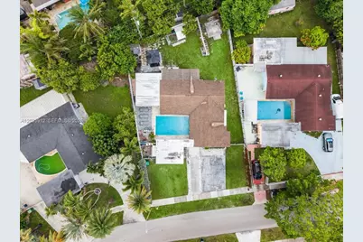 9915 Santos Dr, Cutler Bay, FL 33189 - Photo 29