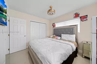 9915 Santos Dr, Cutler Bay, FL 33189 - Photo 15