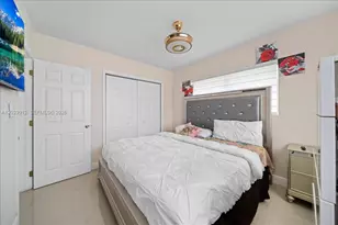 9915 Santos Dr, Cutler Bay, FL 33189 - Photo 15