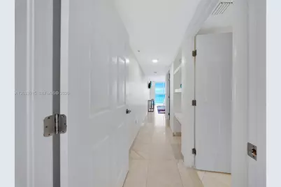 6301 Collins Ave #1708, Miami Beach, FL 33141 - Photo 21
