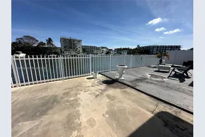 8205 Crespi Blvd #3, Miami Beach, FL 33141 - Photo 13