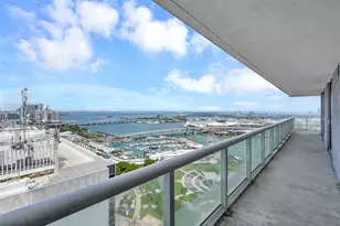 50 Biscayne Blvd, Miami, FL 33132 - Photo 9