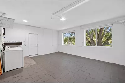 1170 NW 87th St, Miami, FL 33150 - Photo 61