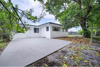 1170 NW 87th St, Miami, FL 33150 - Photo 65