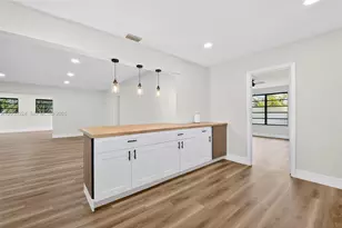 1170 NW 87th St, Miami, FL 33150 - Photo 15