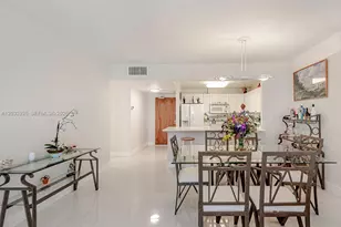 2301 Collins Ave, Miami Beach, FL 33139 - Photo 9