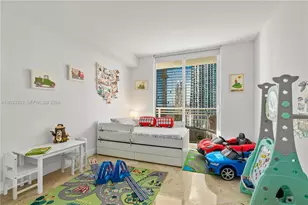 901 Brickell Key Bl, Miami, FL 33131 - Photo 19