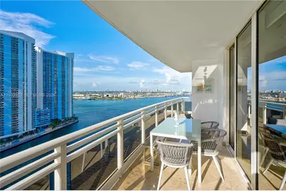 901 Brickell Key Bl #2206, Miami, FL 33131 - Photo 7