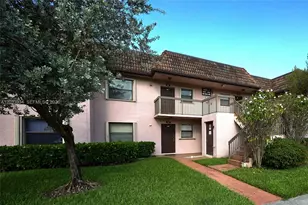 940 NW 104th Ave, Pembroke Pines, FL 33026 - Photo 17