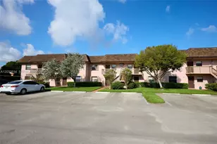 940 NW 104th Ave, Pembroke Pines, FL 33026 - Photo 19