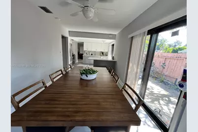 3931 SW 84th Ter, Davie, FL 33328 - Photo 5