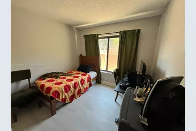 3931 SW 84th Ter, Davie, FL 33328 - Photo 13