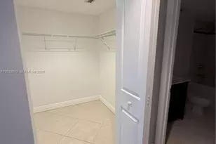 480 NE 30th St, Miami, FL 33137 - Photo 11
