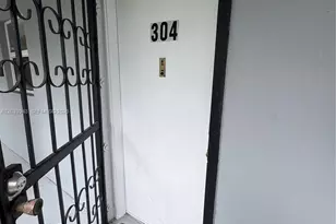 645 NE 121st St, North Miami, FL 33161 - Photo 15